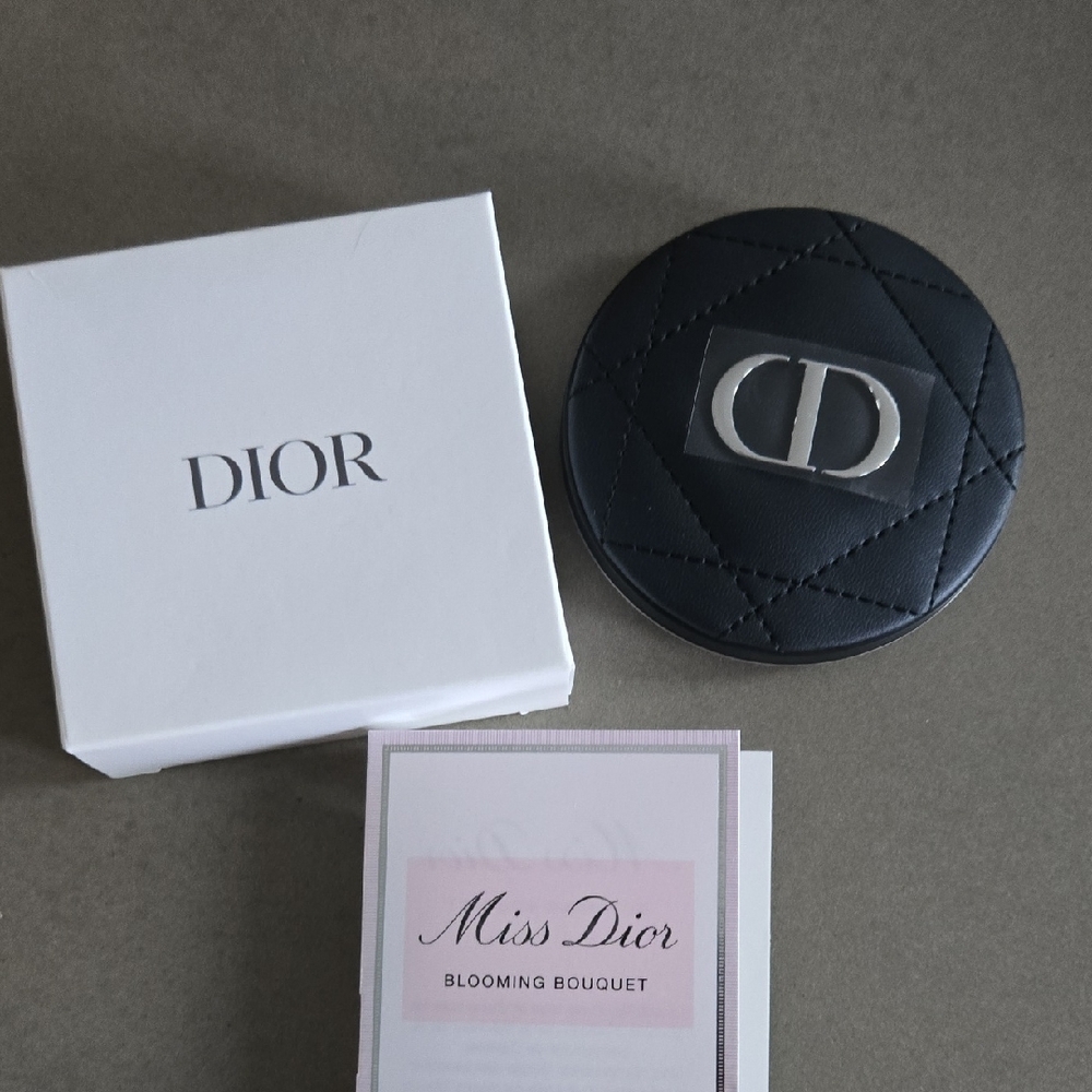 New In Box Dior Quilted Black Compact Mirror Doubled Sided W/ Silver CD Logo Trv